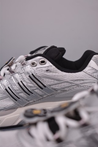 UNheardof X Adidas Originals Adistar Cushion 'Silver' view 8