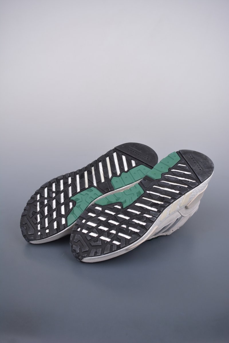 Adidas Originals ZX930 EQT view