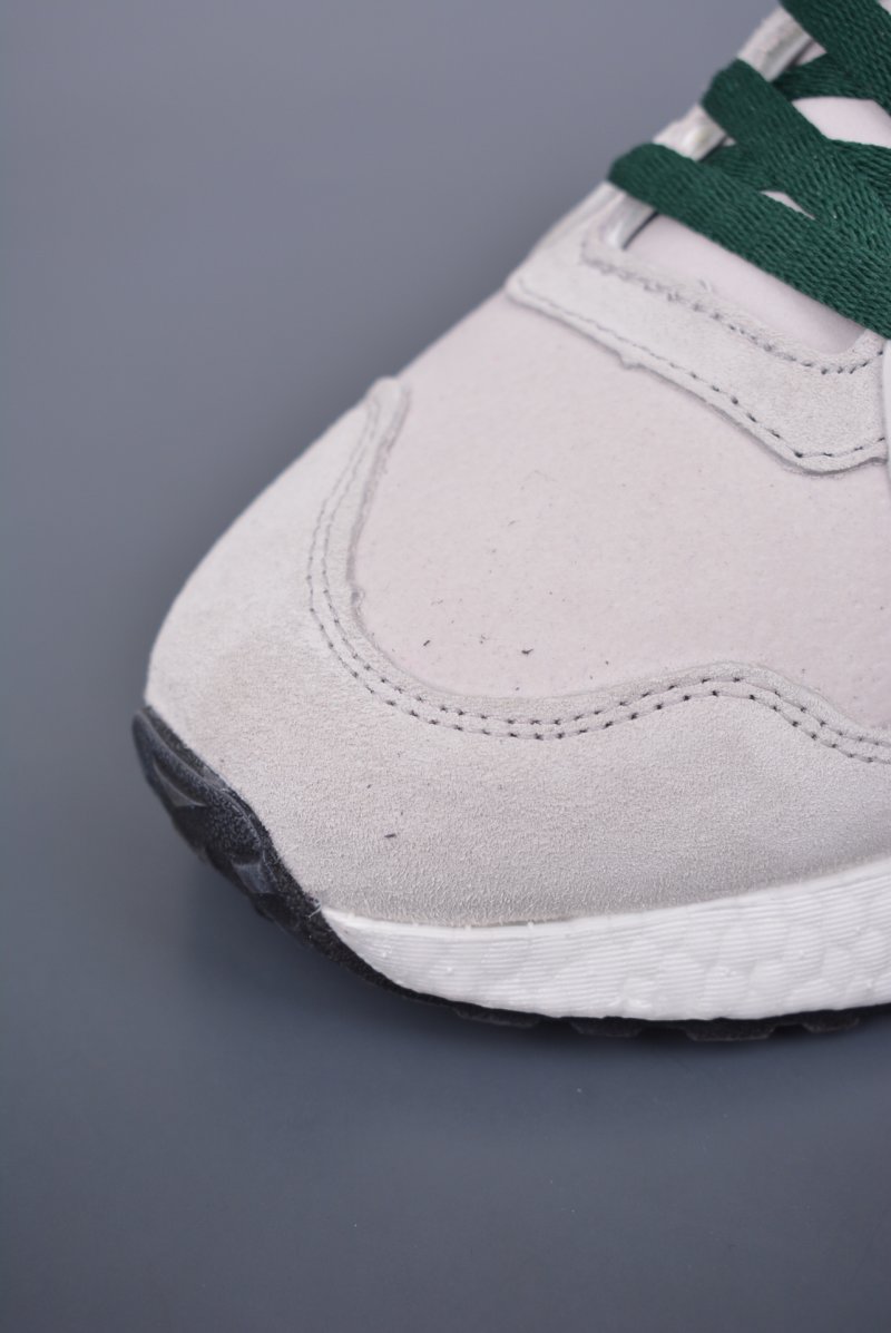 Adidas Originals ZX930 EQT view