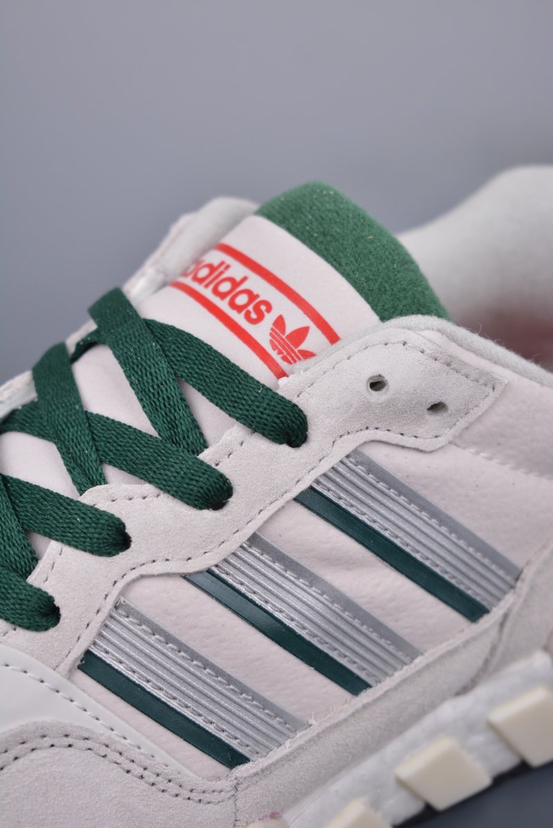 Adidas Originals ZX930 EQT view