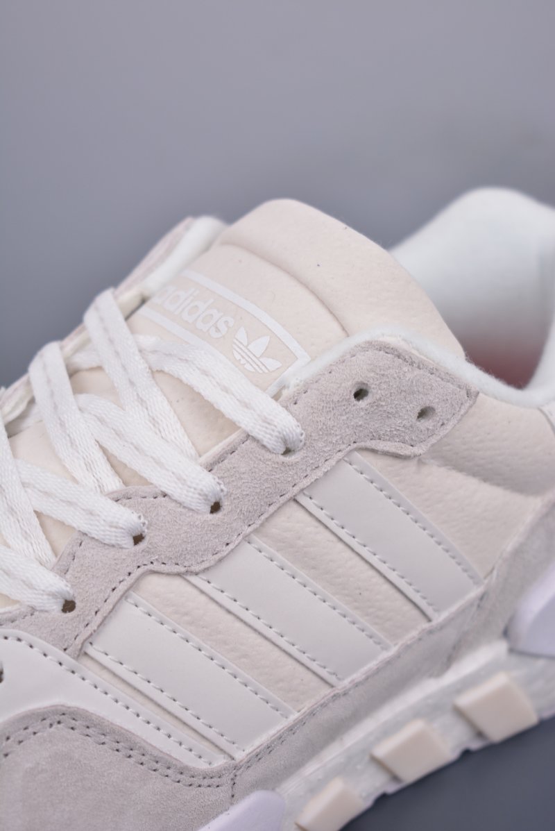 Adidas Originals ZX930 EQT view