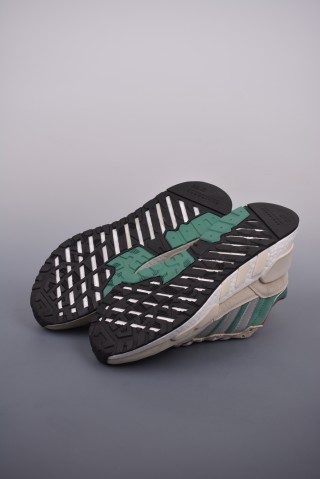 Adidas Originals ZX930 EQT view 3