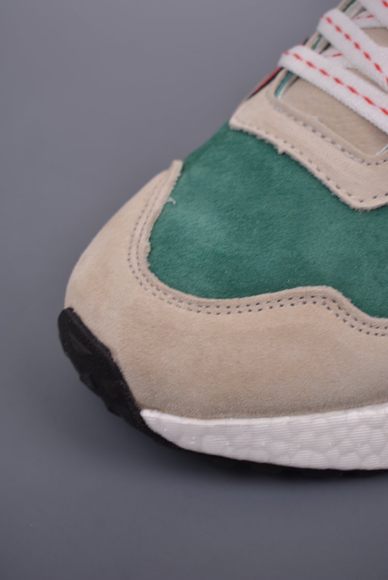 Adidas Originals ZX930 EQT view