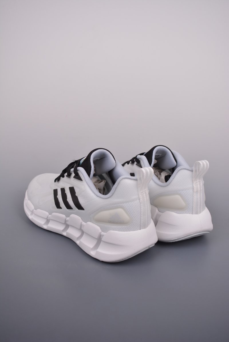 Adidas Adistar 1 W view
