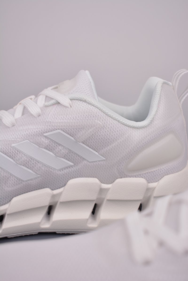 Adidas Adistar 1 W view