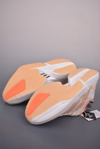 Adidas Adizero Adios Pro 4 view 3