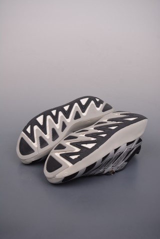 Adidas Adizero Aruku view 3