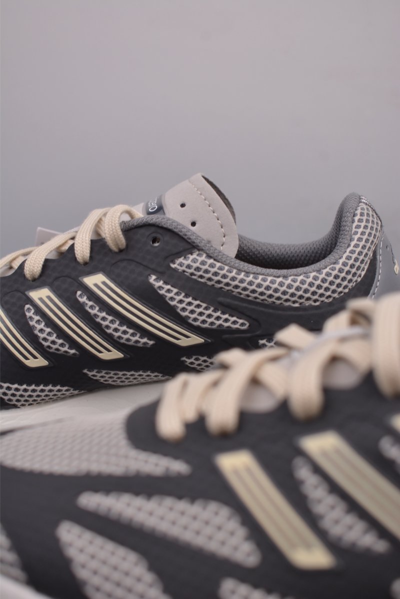 Adidas Adizero Aruku view