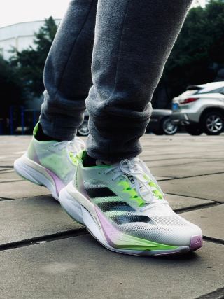 Adidas Adizero Boston 12 view 2