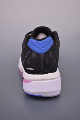 Adidas Adizero Boston 13 view 4
