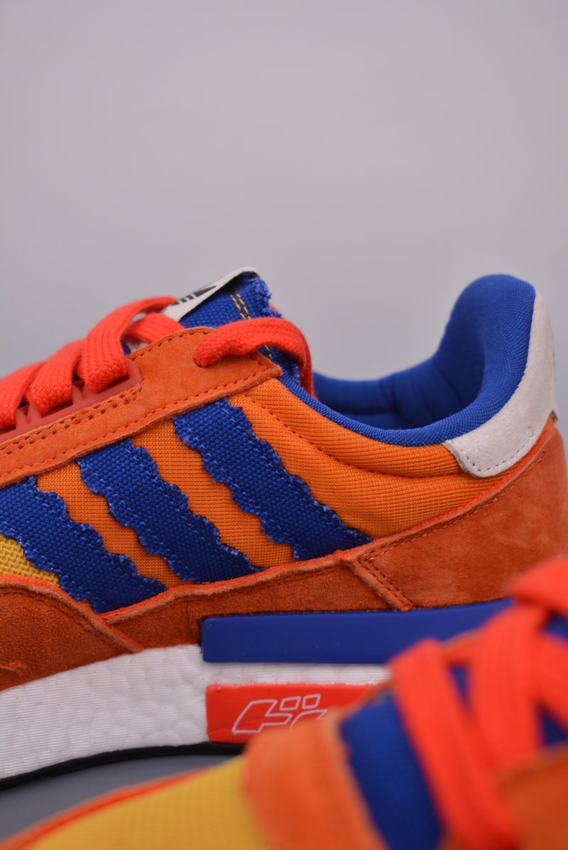 Adidas ZX500 Boost view