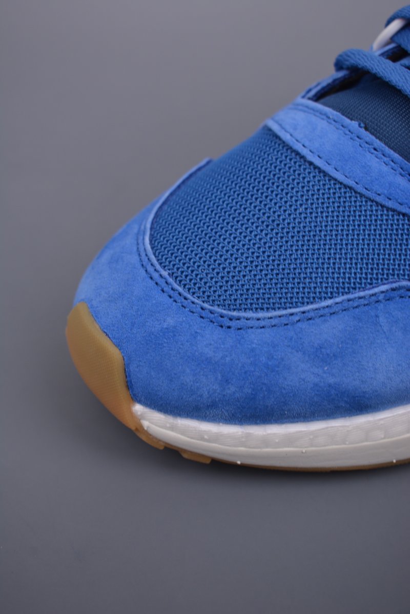 Adidas ZX500 Boost view