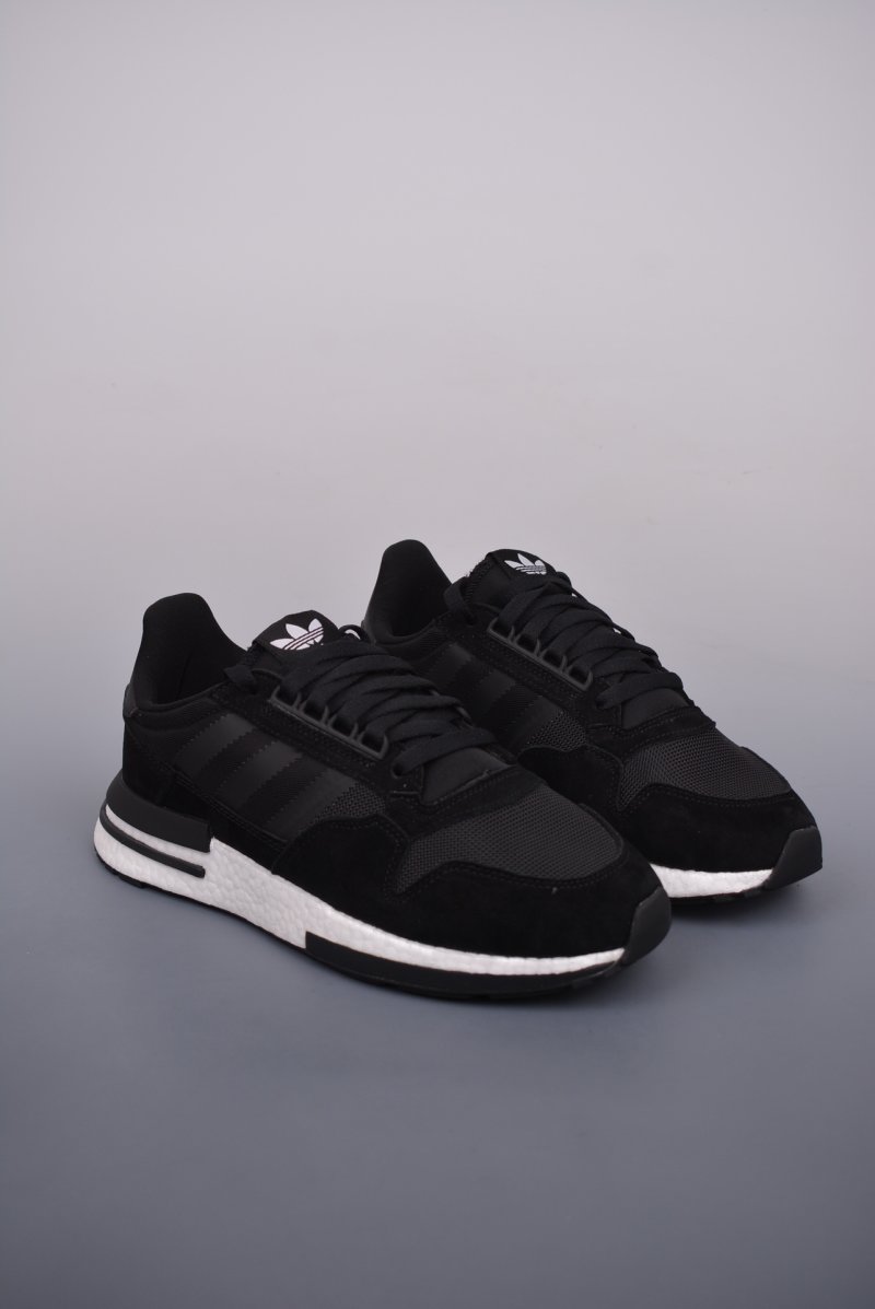 Adidas ZX500 Boost view