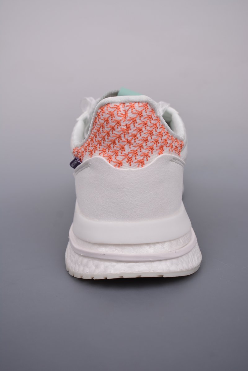 Adidas ZX500 Boost view