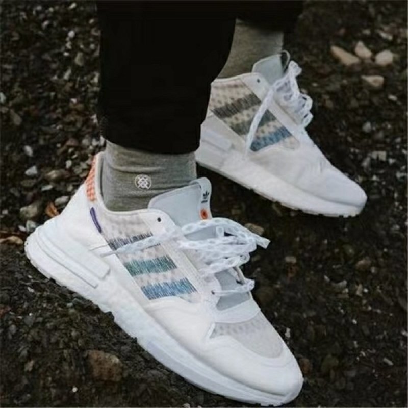 Adidas ZX500 Boost view