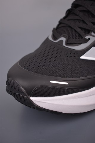Adidas Cushionnova view 6