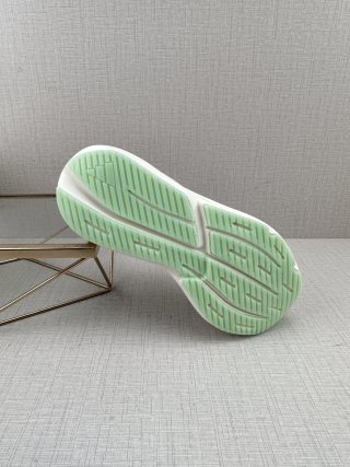 Adidas Lightblaze view 6
