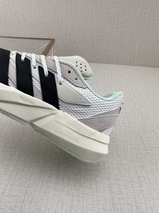 Adidas Lightblaze view 8