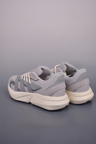 Adidas Lightblaze view 2