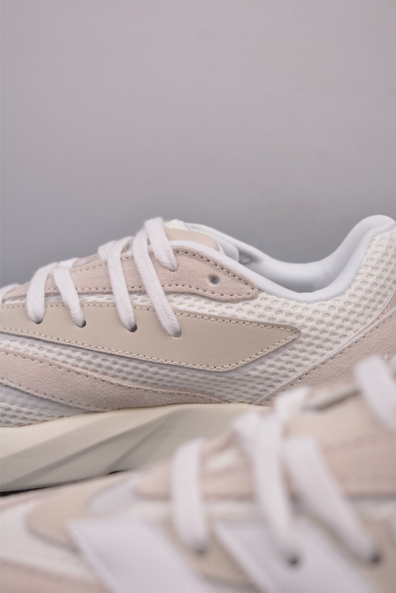 Adidas Lightblaze view