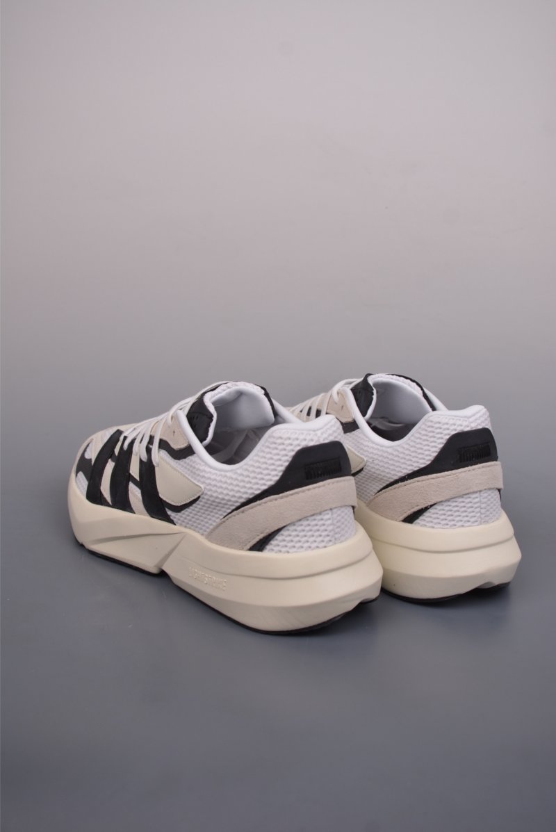 Adidas Lightblaze view