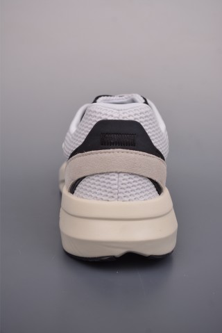 Adidas Lightblaze view 4