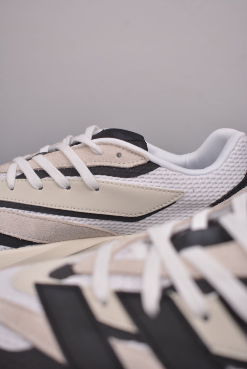 Adidas Lightblaze view
