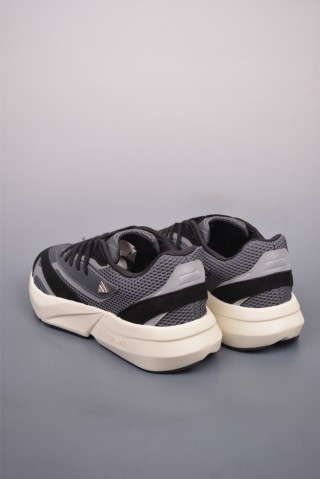 Adidas Lightblaze view 2