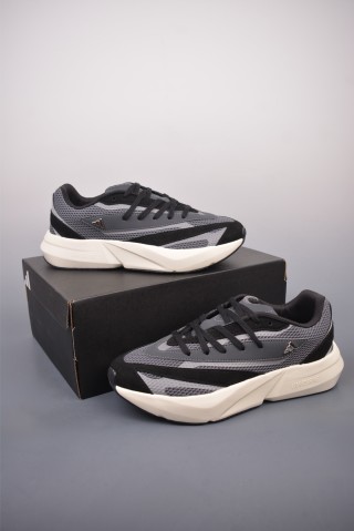Adidas Lightblaze view 5