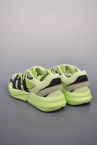 Adidas Lightblaze view 2