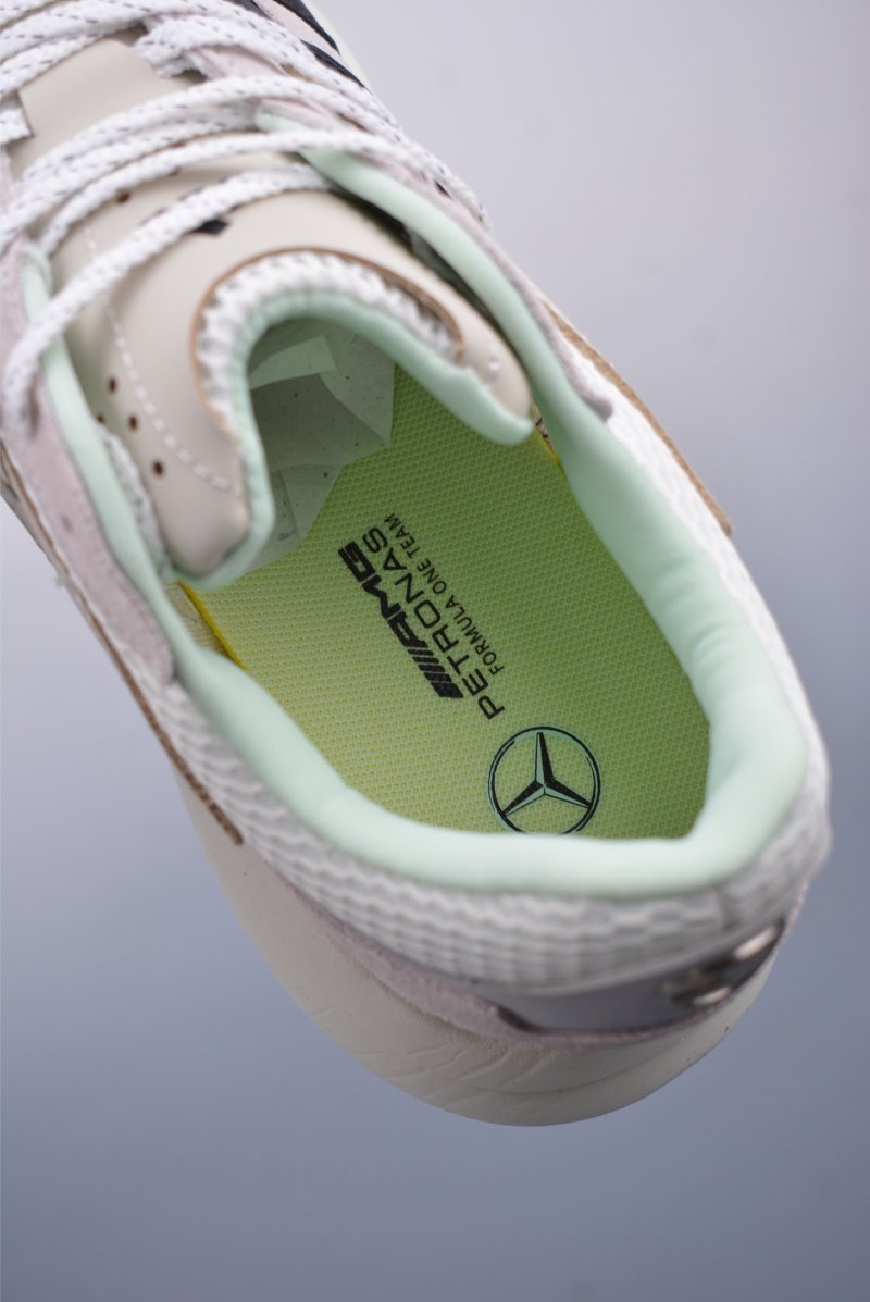 Adidas Lightblaze view