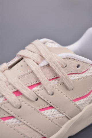 Adidas Lightblaze view 7