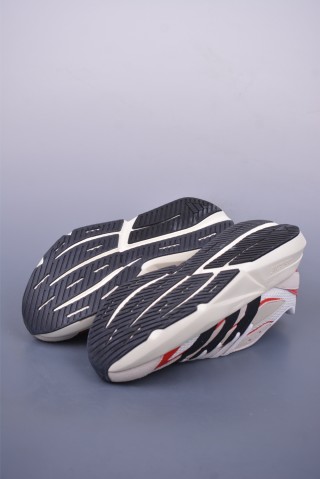 Adidas Lightblaze view 3