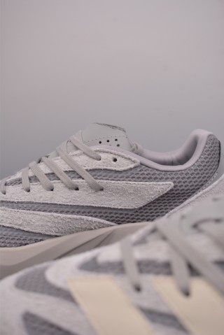 Adidas Lightblaze view 8