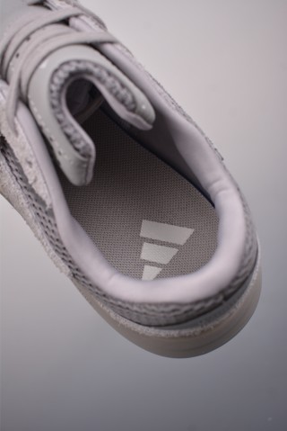 Adidas Lightblaze view 9
