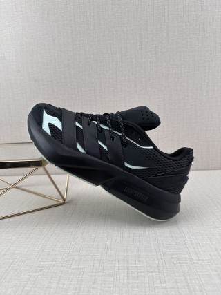 Adidas Lightblaze view 1