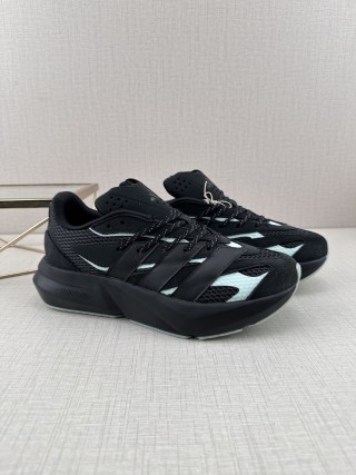 Adidas Lightblaze view 3