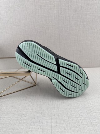 Adidas Lightblaze view 6