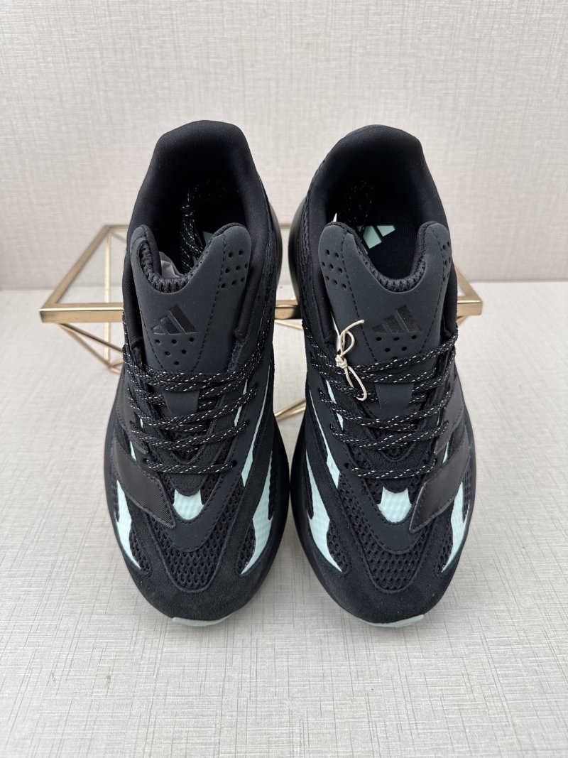 Adidas Lightblaze view