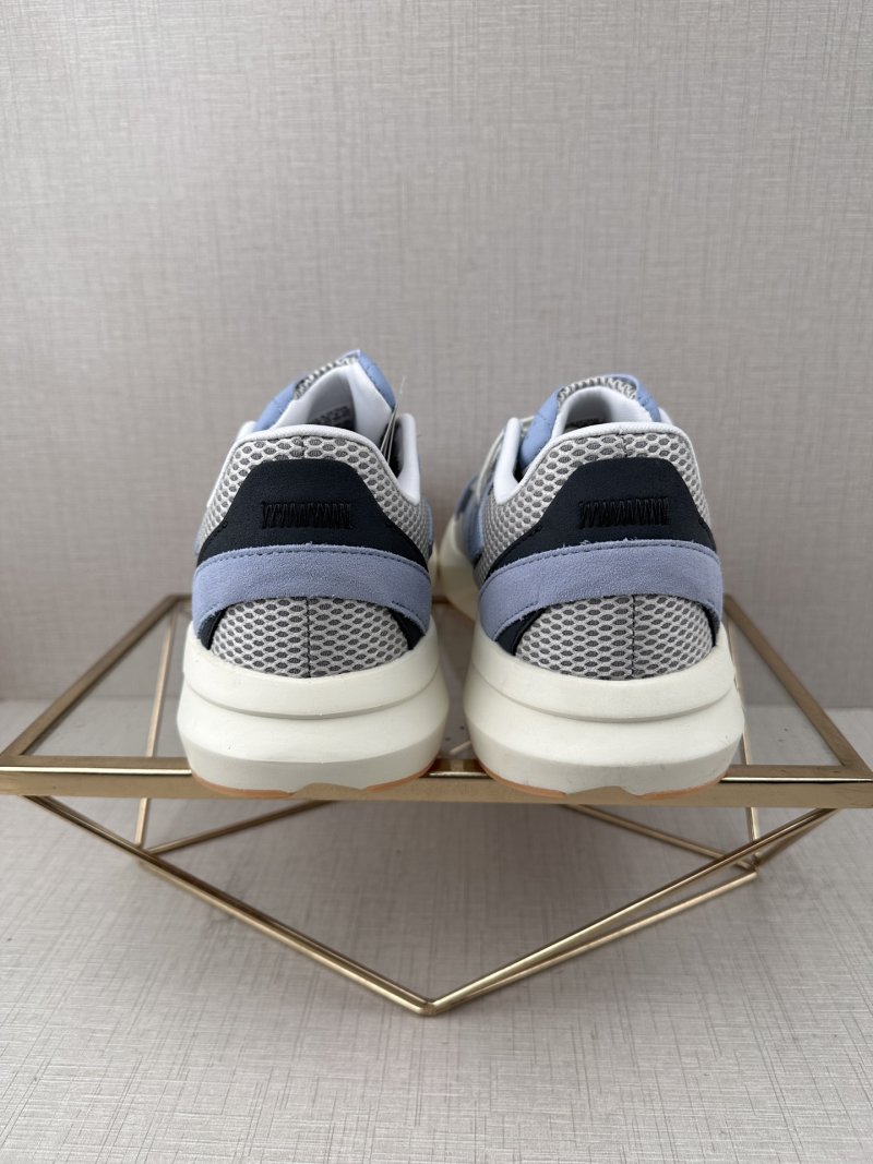 Adidas Lightblaze view