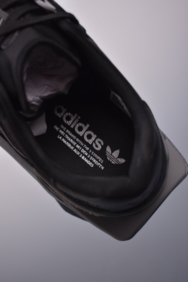 Adidas Originals Treziod PT view