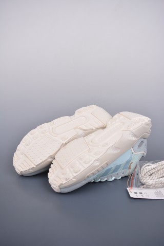 Adidas Originals ZX 22 Boost view 3