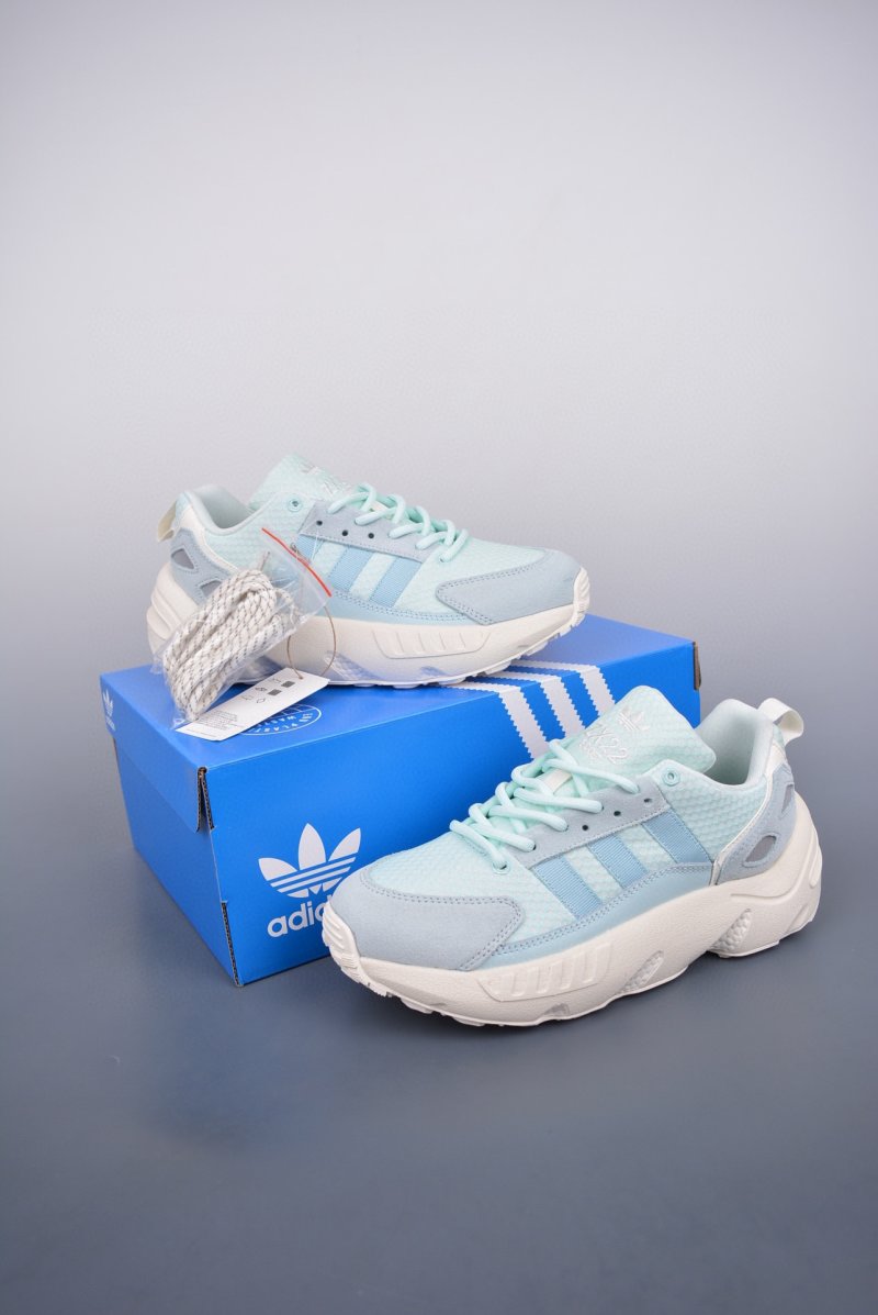 Adidas Originals ZX 22 Boost view