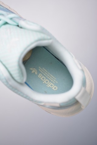 Adidas Originals ZX 22 Boost view 9