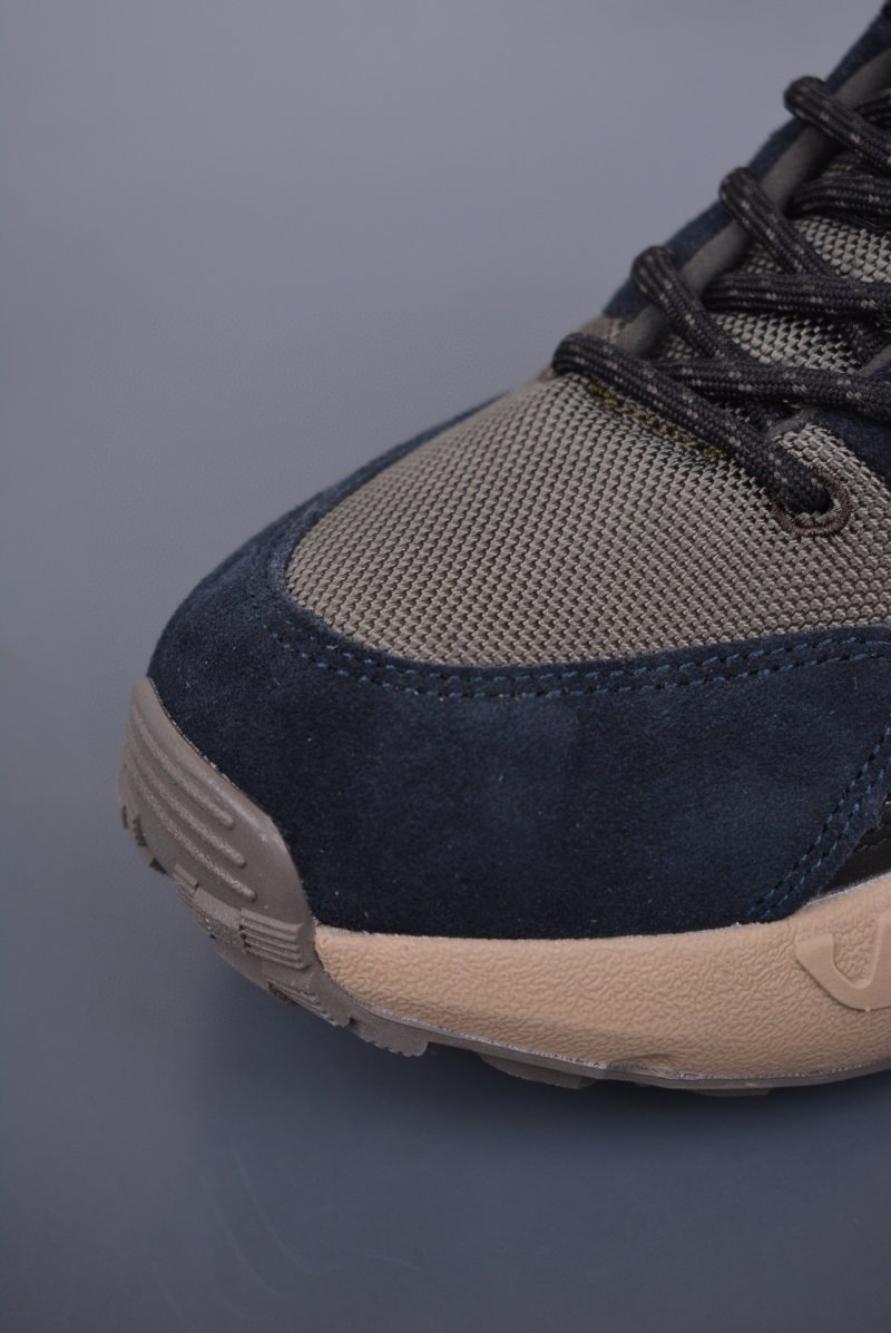 Adidas Originals ZX 22 Boost view