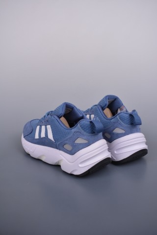 Adidas Originals ZX 22 Boost view 2
