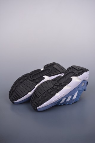 Adidas Originals ZX 22 Boost view 3