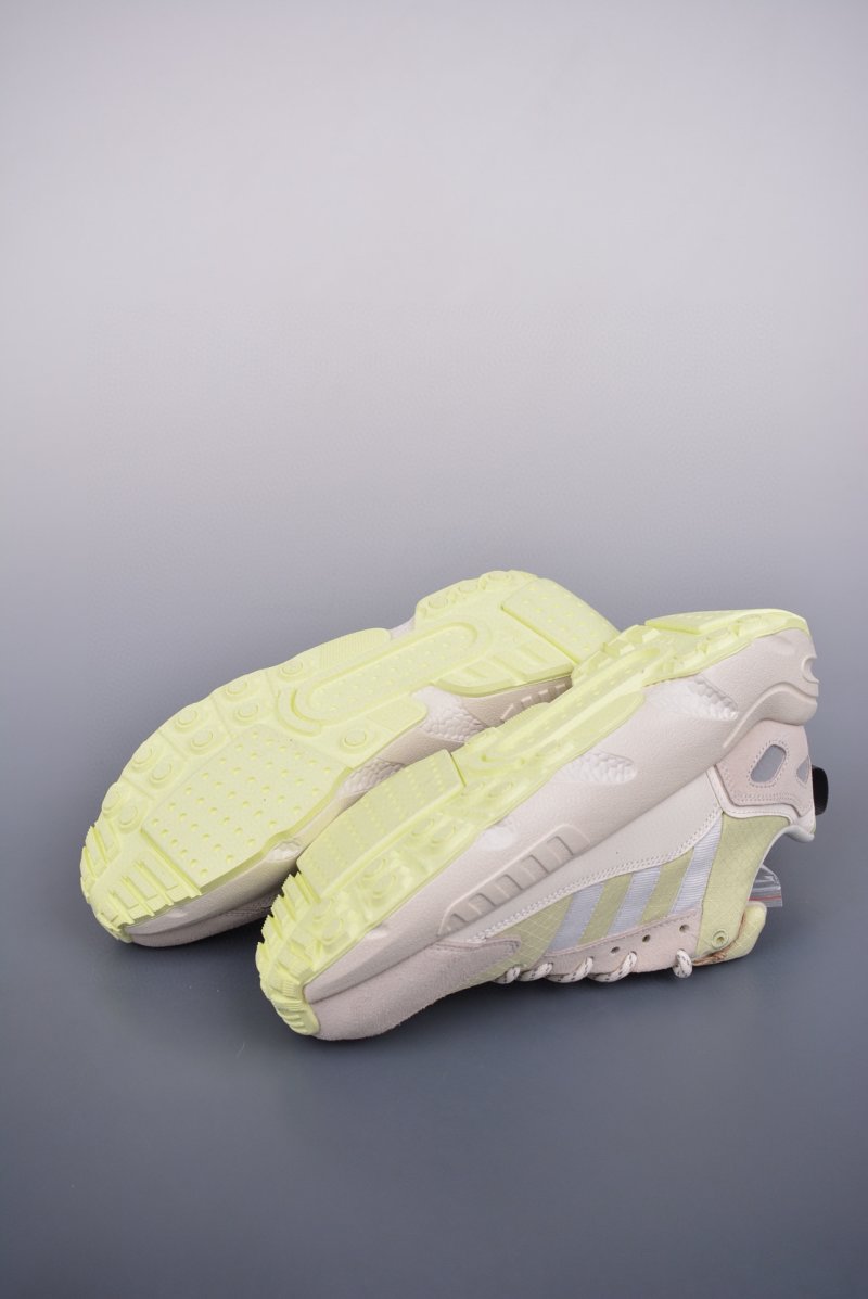 Adidas Originals ZX 22 Boost view