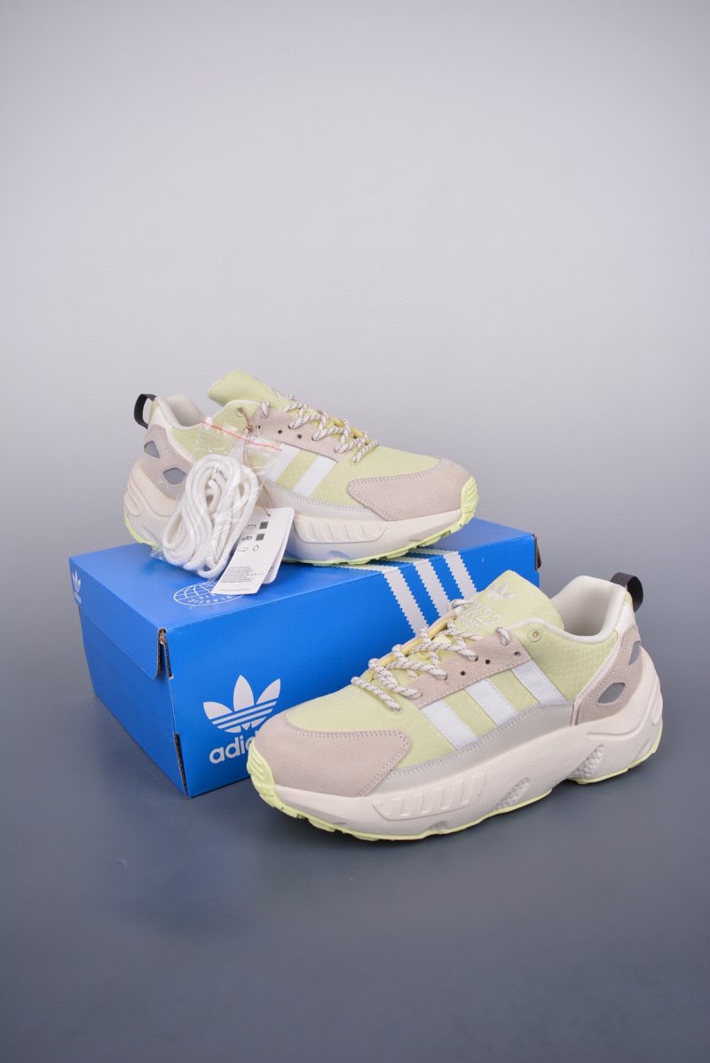Adidas Originals ZX 22 Boost view