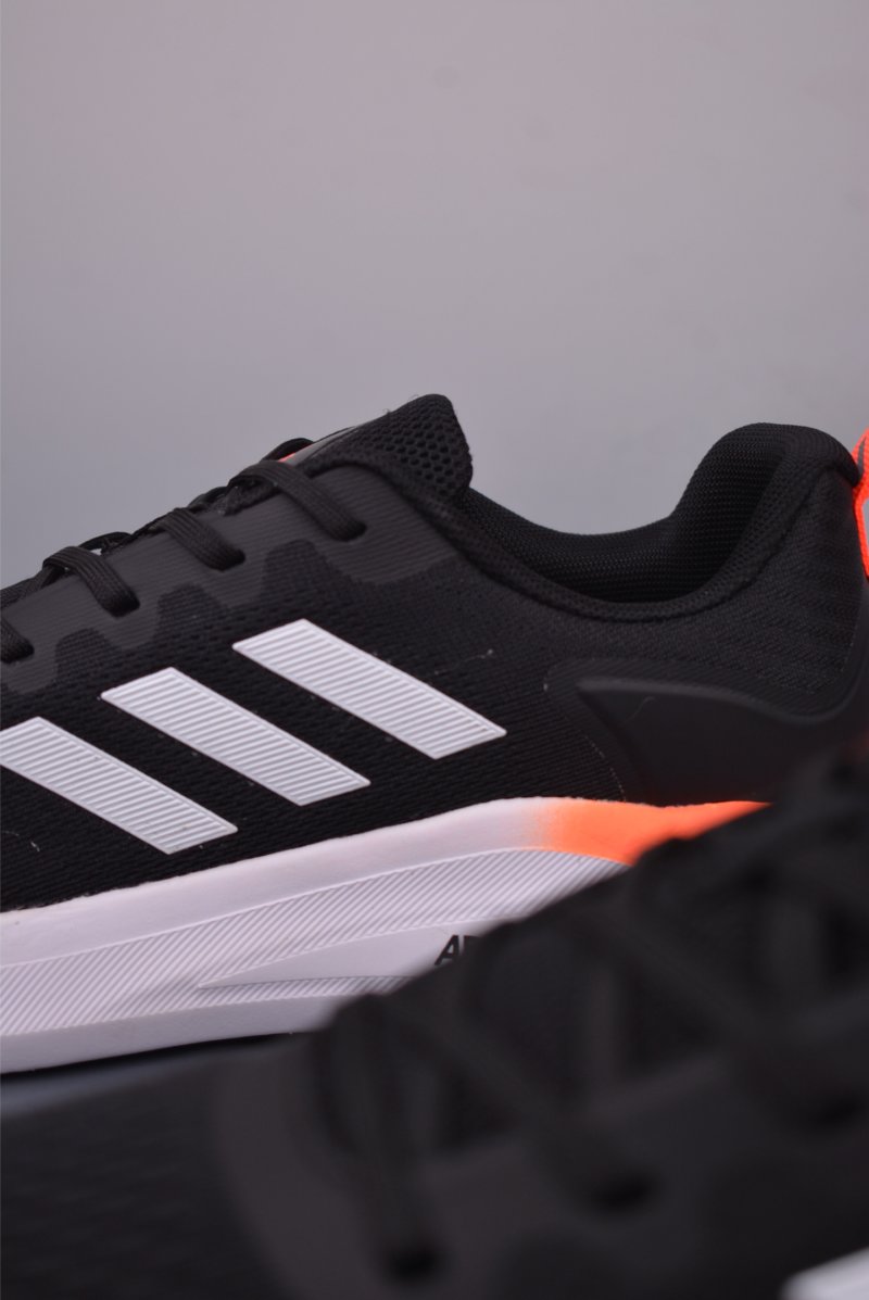 Adidas Response CTL7 view